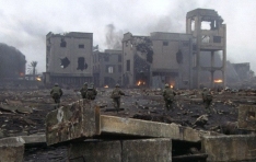 ��Ű ���л�, 6��25 ���� ū�Ҿƹ����� �ο��� �̾�, �Ѿ�� �����е��� ��ư��� �̾߱�